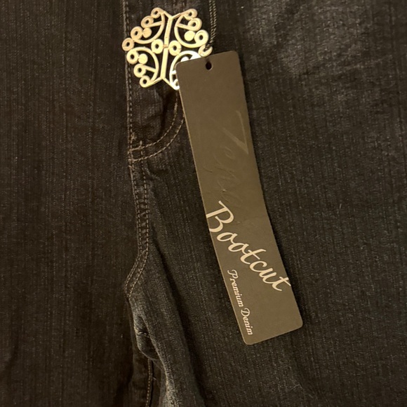 Zena dark blue bootcut stretch jeans - Picture 3 of 3